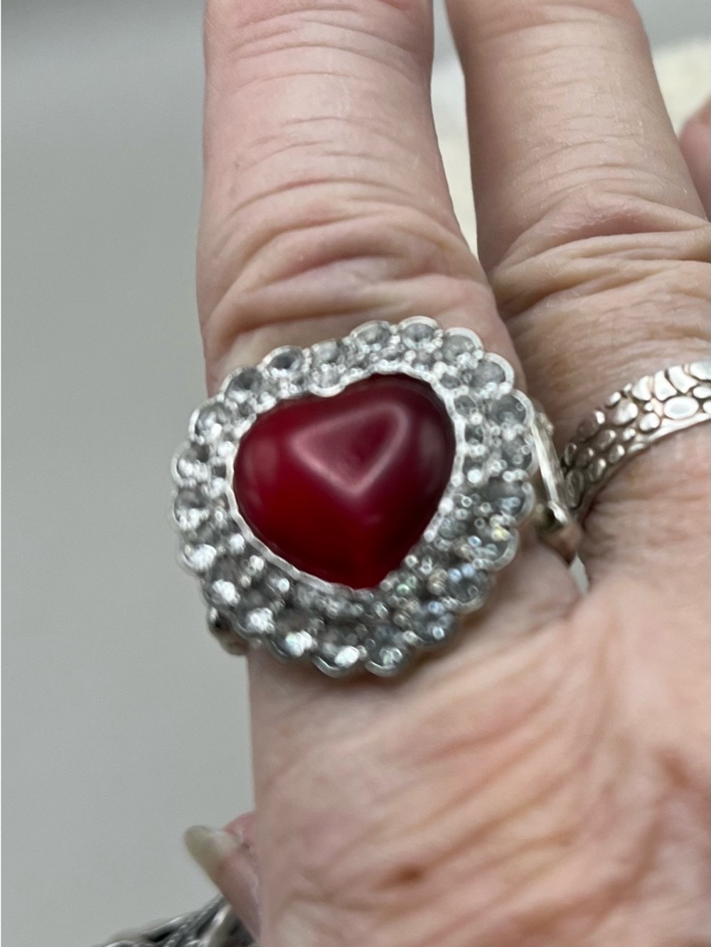 Vintage-Inspired Silver Statement Stretchy Cocktail Rings -Chunky-Adjustable - Picture 5 of 10